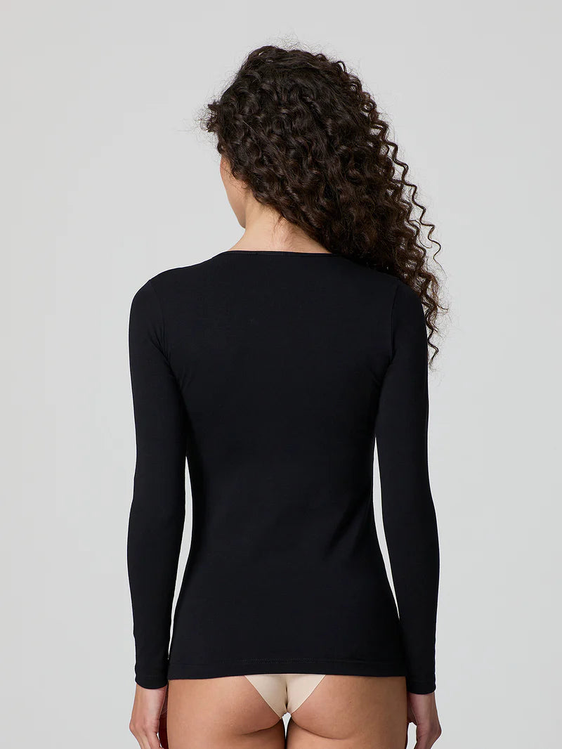 Maglia Jadea a scollo lollo in cotone elasticizzato