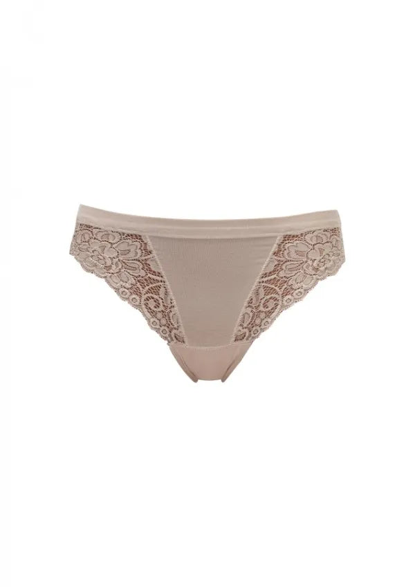 Slip pizzo in Micromodal – Qualità sartoriale. Made in Italy